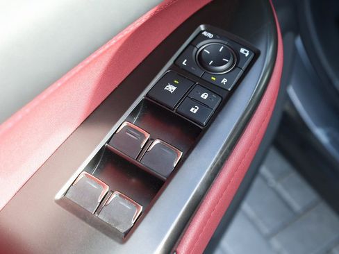 Used 2023 Lexus NX 250 FWD w/ Towing Package (2000 Lbs) image 12