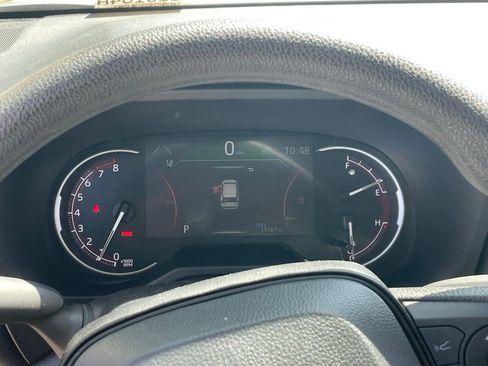 Used 2025 Toyota RAV4 XLE image 12