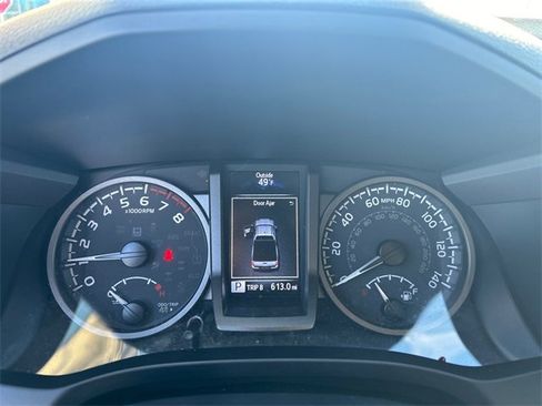 Used 2023 Toyota Tacoma TRD Sport image 15