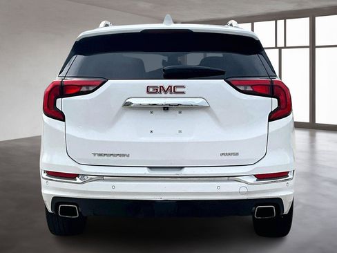 Used 2020 GMC Terrain Denali w/ GMC Pro Grade Package image 5