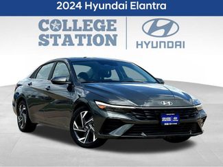 Used 2024 Hyundai Elantra SEL w/ Convenience Package FWD video 1