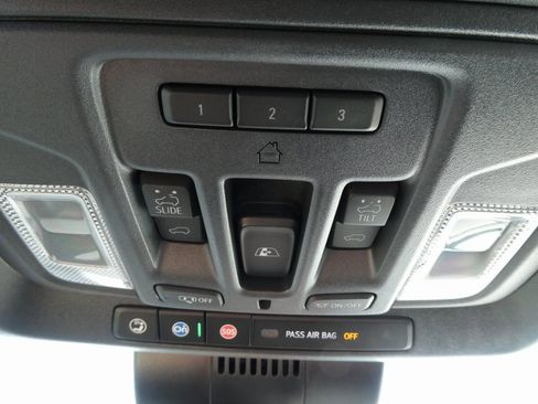 Certified 2024 Chevrolet Silverado 2500 High Country w/ Technology Package image 33