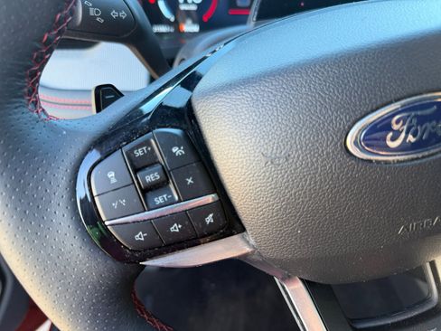 Certified 2025 Ford Explorer ST image 20