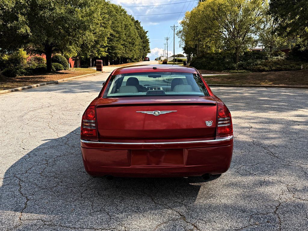 Used 2006 Chrysler 300 C RWD image 6