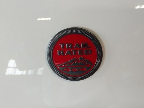 Used 2024 Jeep Compass Trailhawk w/ Trailhawk Convenience Group image 20