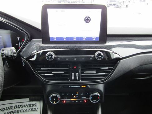 Used 2025 Ford Escape ST-Line Select image 24