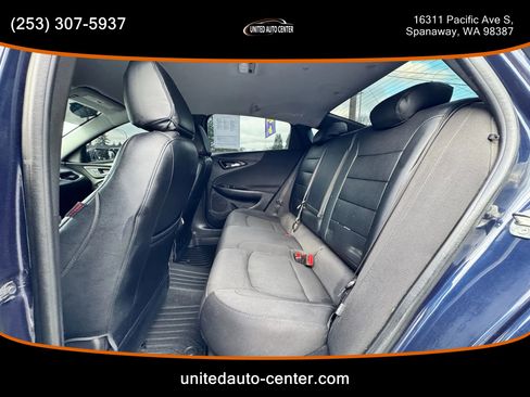 Used 2016 Chevrolet Malibu LT image 9