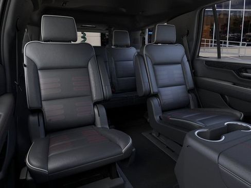 New 2026 GMC Yukon AT4 Ultimate AWD/4WD image 17