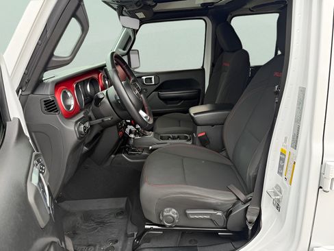 Used 2021 Jeep Gladiator Rubicon AWD/4WD image 13