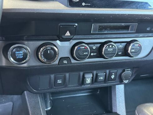 Used 2023 Toyota Tacoma TRD Sport w/ Black Out Package (TMS) AWD/4WD image 24