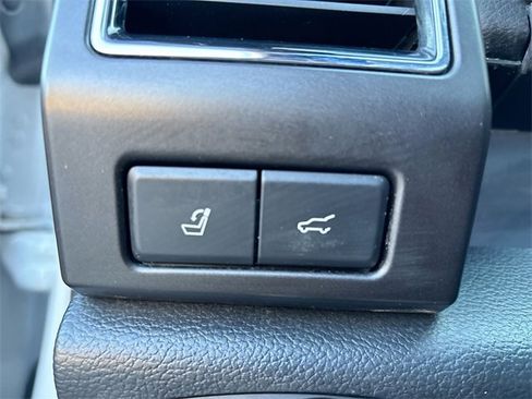 Used 2021 Ford Expedition Max Limited image 32