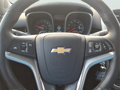 Used 2016 Chevrolet Malibu LTZ image 16