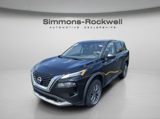 Used 2023 Nissan Rogue S video 1