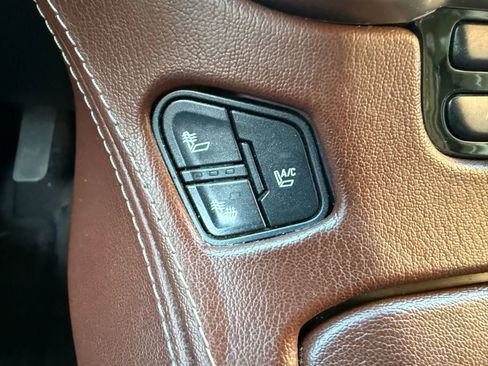 Used 2016 Chevrolet Tahoe LTZ image 22