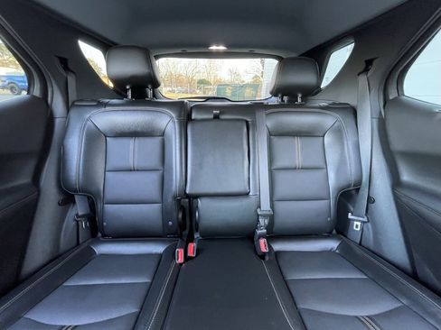 Used 2024 Chevrolet Equinox Premier image 30