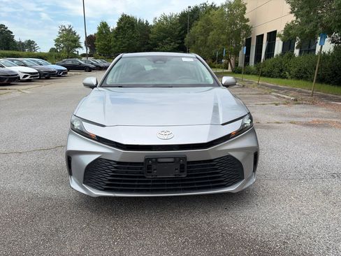 Used 2025 Toyota Camry LE FWD image 1