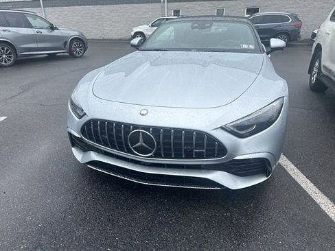 Used 2023 Mercedes-Benz SL 43 AMG image 2
