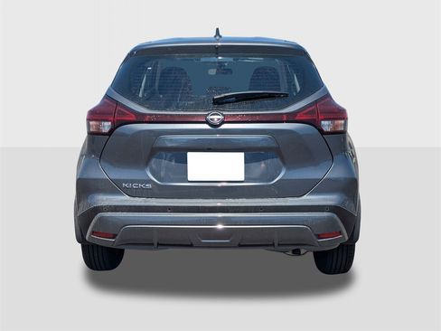 New 2025 Nissan Kicks Play S image 4