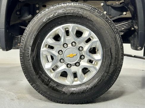 Used 2024 Chevrolet Silverado 3500 LT w/ Z71 Off-Road Package image 34