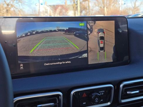 New 2026 Nissan Sentra SL w/ Floor Mat Package FWD image 30