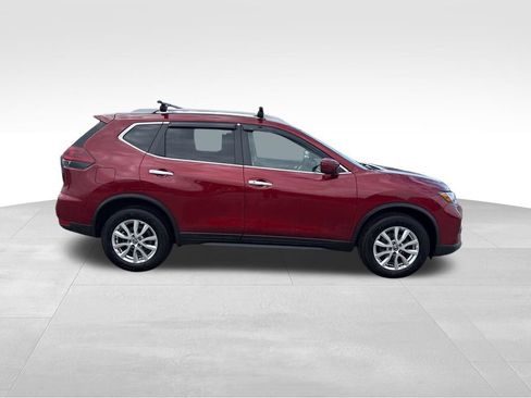 Used 2020 Nissan Rogue SV image 6