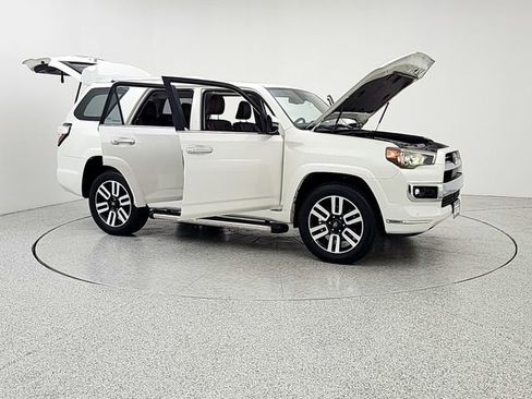 Used 2023 Toyota 4Runner Limited AWD/4WD image 10