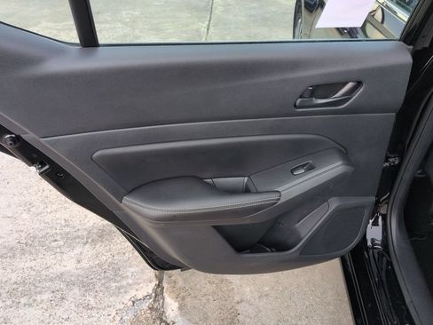 Used 2025 Nissan Altima 2.5 SV FWD image 26