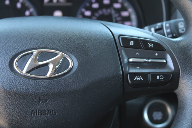 Used 2023 Hyundai Kona SEL AWD/4WD image 17