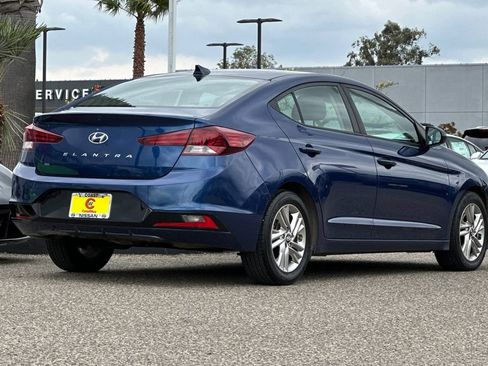 Used 2019 Hyundai Elantra SEL image 4