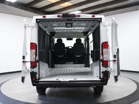 Used 2025 RAM ProMaster 2500 w/ Convenience Group FWD image 12