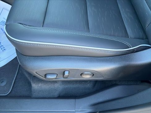 New 2026 Buick Enclave Sport Touring w/ Power Package image 18