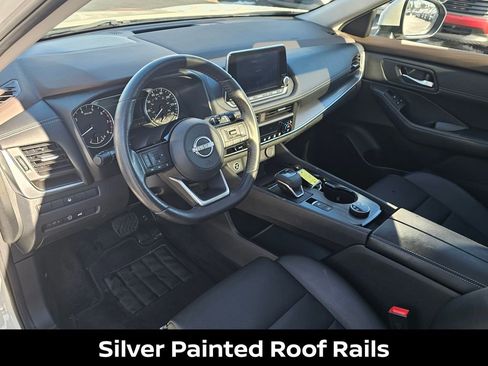 Used 2023 Nissan Rogue SV w/ SV Premium B Package image 22