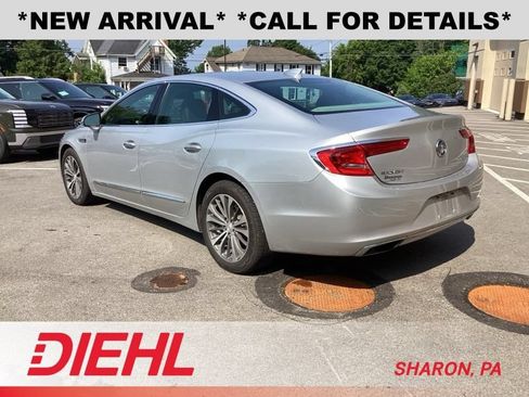Used 2018 Buick LaCrosse Premium w/ Driver Confidence Package #2 AWD/4WD image 5