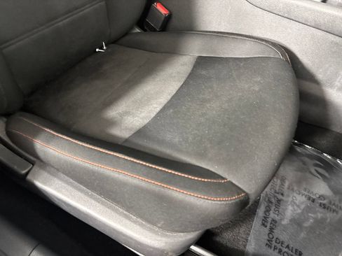 Used 2025 Nissan Sentra SR FWD image 29