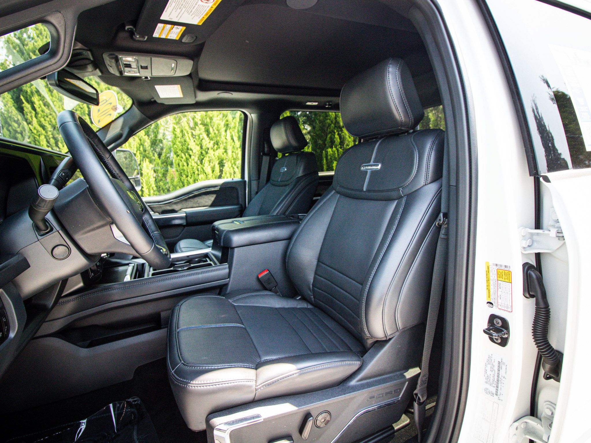 Used 2026 Ford F350 Platinum AWD/4WD image 16