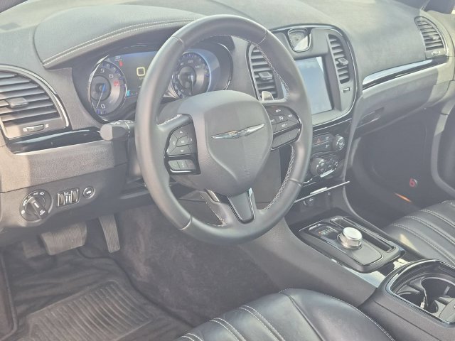 Used 2017 Chrysler 300 S AWD/4WD image 11