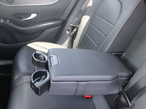 Used 2017 Mercedes-Benz GLC 300 image 19
