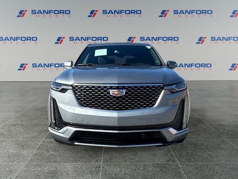 Used 2025 Cadillac XT6 Premium Luxury image 8
