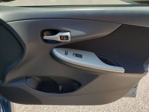 Used 2012 Toyota Corolla S w/ Preferred Accessory Pkg FWD image 18