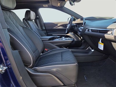 New 2026 Cadillac Lyriq V image 14