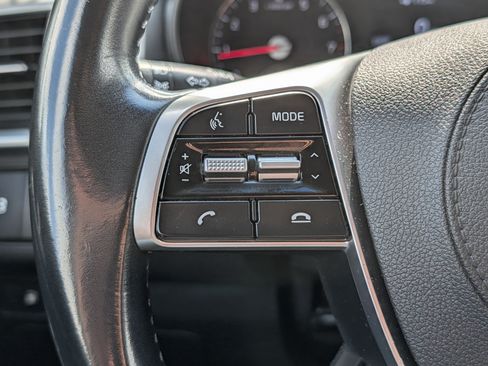 Used 2020 Kia Sorento LX AWD/4WD image 30