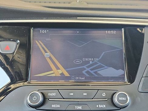 Used 2020 Buick Envision Essence FWD image 18