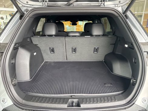 New 2026 Chevrolet Equinox LT w/ Convenience Package II image 11