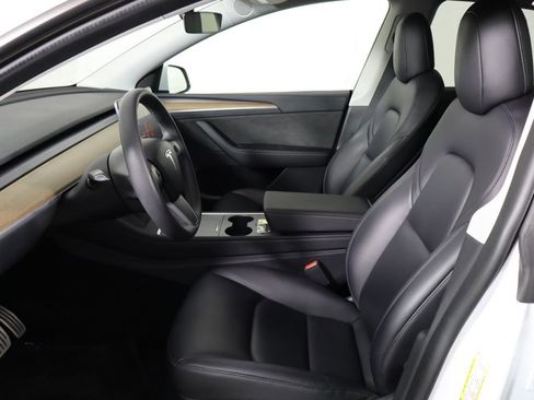 Used 2023 Tesla Model Y Performance AWD/4WD image 13