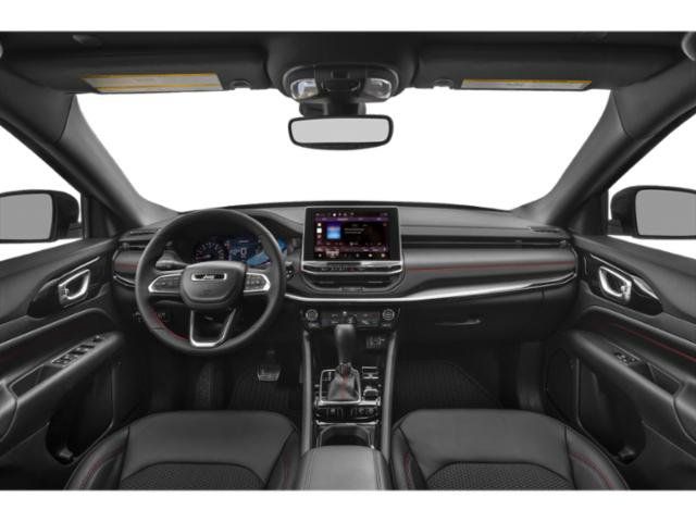 Certified 2025 Jeep Compass Trailhawk w/ Trailhawk Convenience Group AWD/4WD image 7