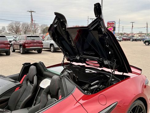 Used 2024 Chevrolet Corvette Z06 image 21