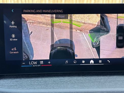 New 2026 BMW 330i xDrive Sedan w/ Premium Package AWD/4WD image 22