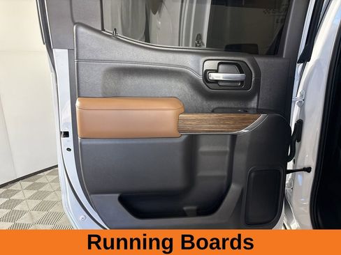 Used 2020 Chevrolet Silverado 1500 High Country w/ Technology Package image 23