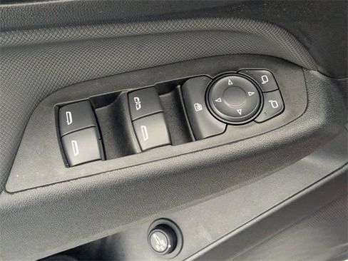 Used 2022 Chevrolet Equinox RS image 11