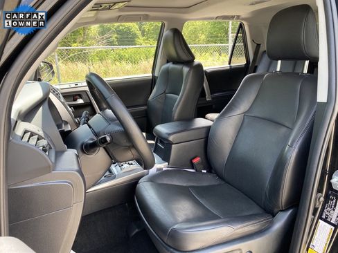 Used 2022 Toyota 4Runner Limited image 24